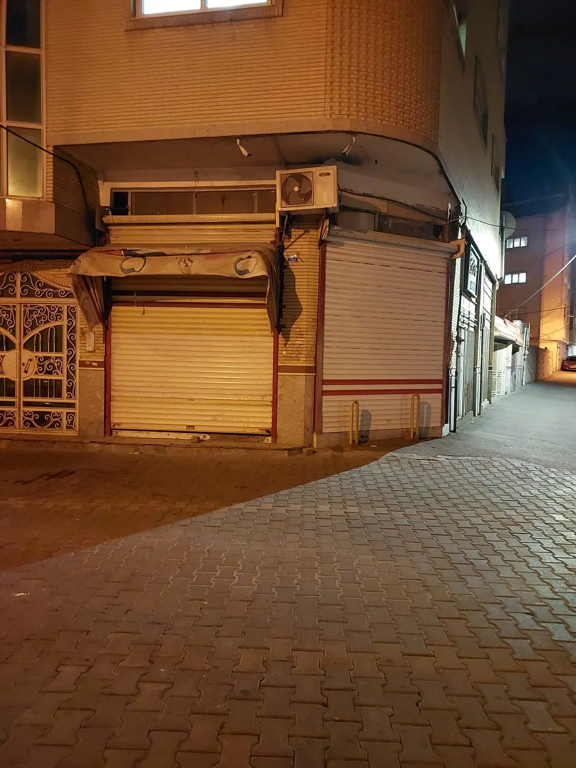 مغازه برای سوپر مارکت
