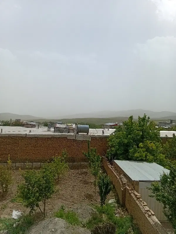 یه قطعه زمین مسکونی به متراژ۷۰۰مترمربع