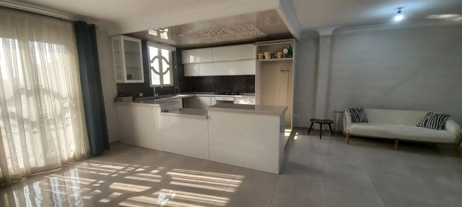 آپارتمان ۶۱ متری۲خوابه تکواحدی پارکینگ انباری