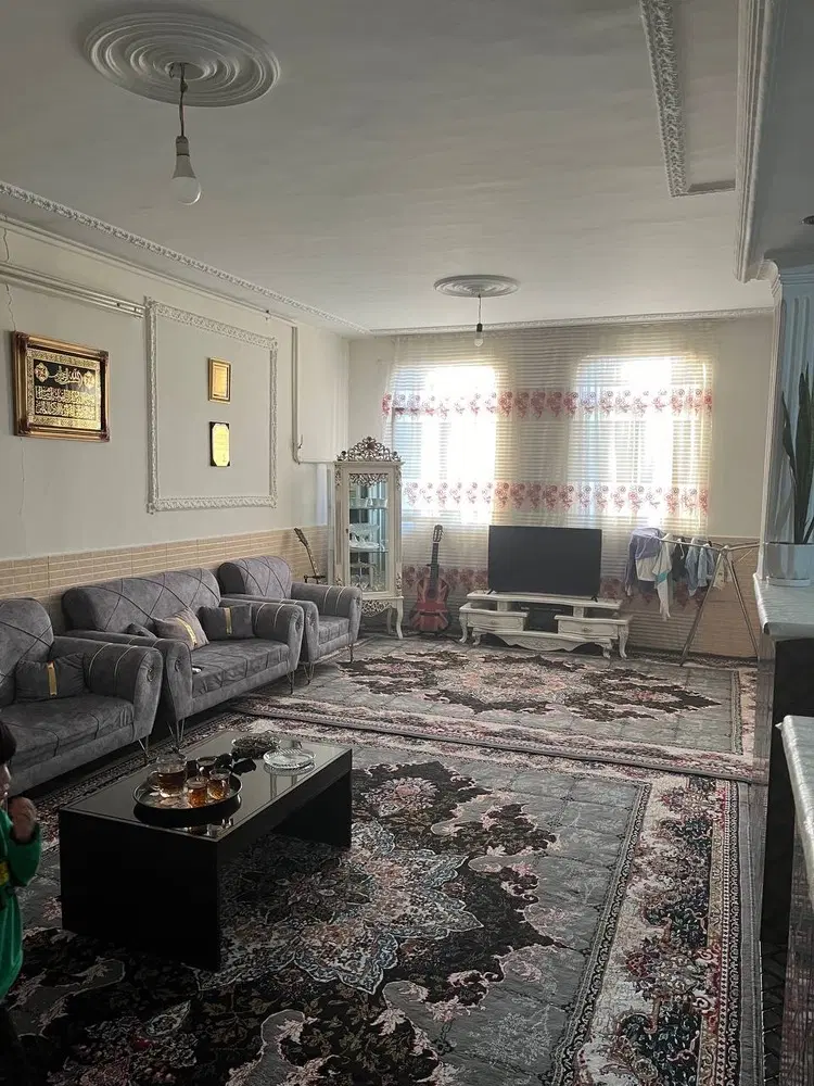 رهن و اجاره واحد85متری تک واحدی
