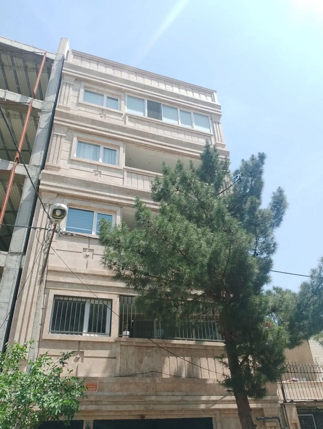 اجاره واحد ۱۰۰ متری قریشی شمالی تاپ لوکیشن