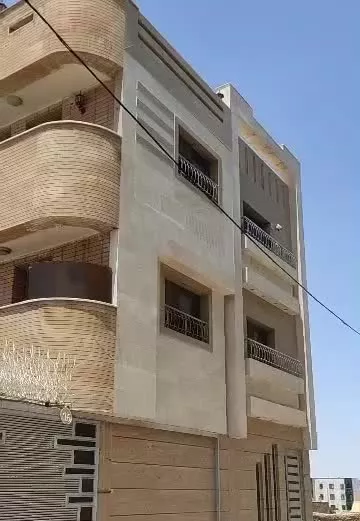 منزل ۴ طبقه مشتاق منظره زاینده رود