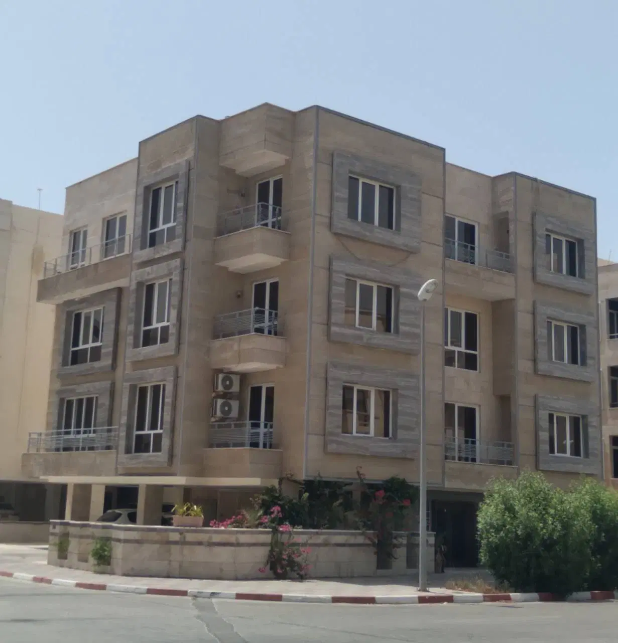 فروش یکخواب در قلب شهرک صدف