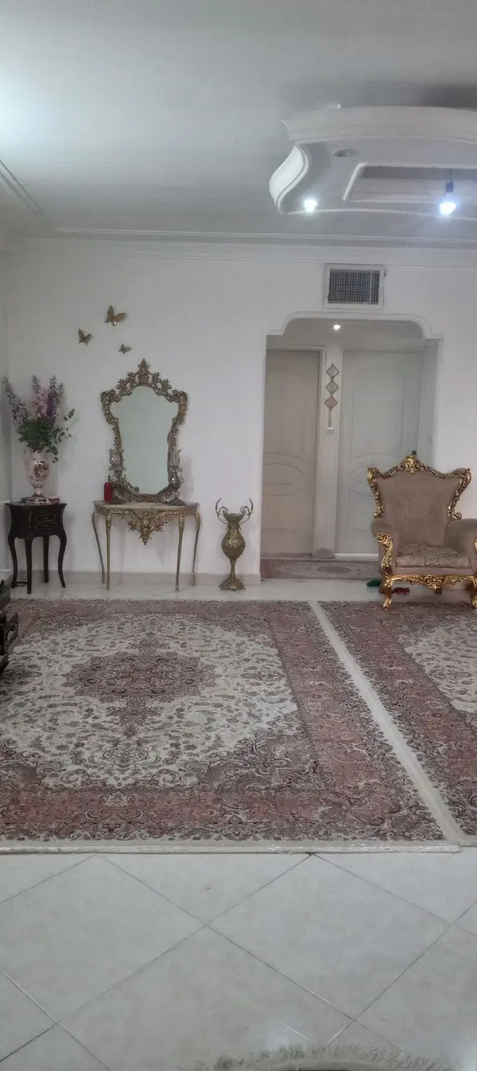 آپارتمان ۹۰ متری شهرک مطهری
