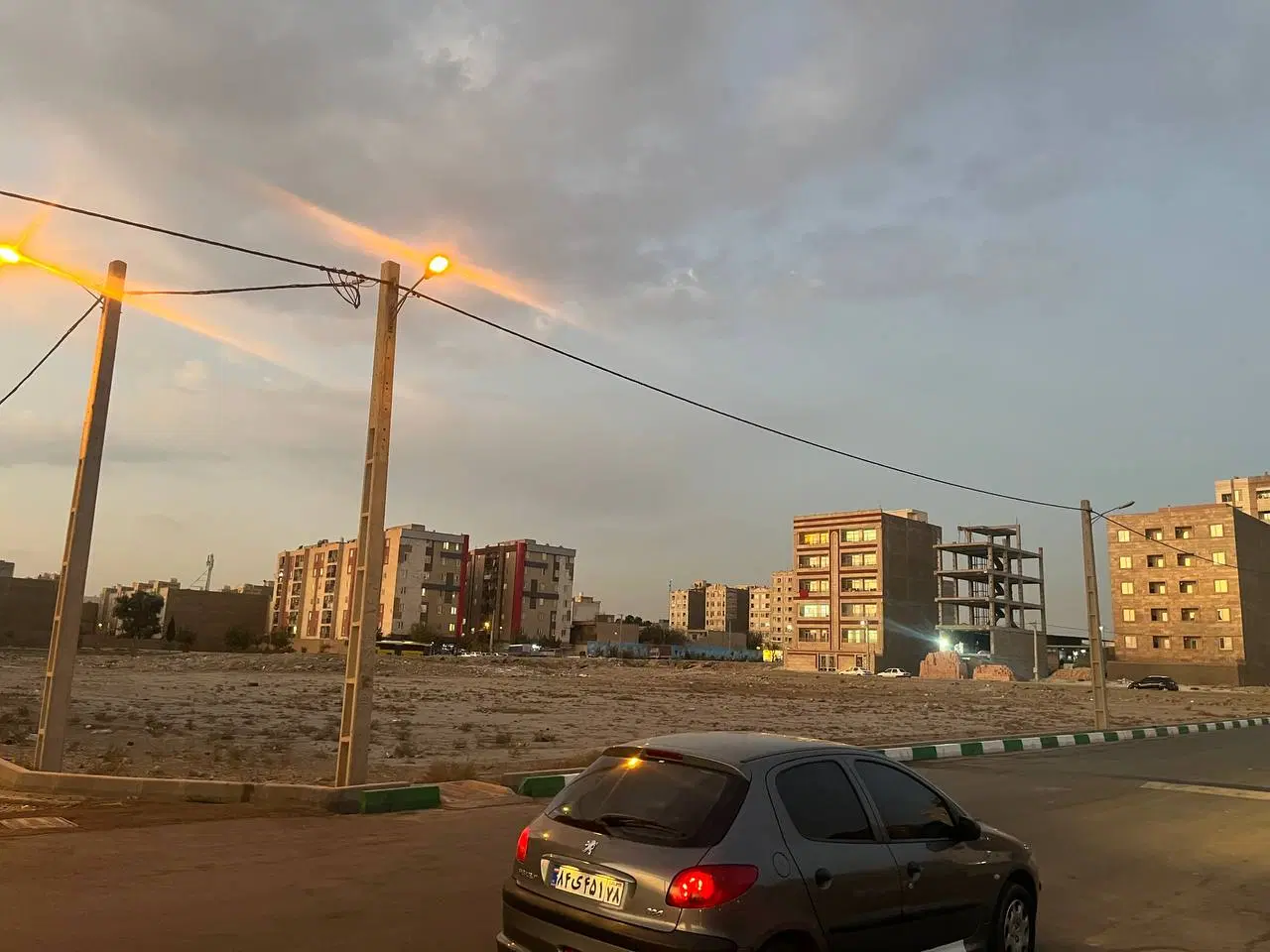زمین قرچک
