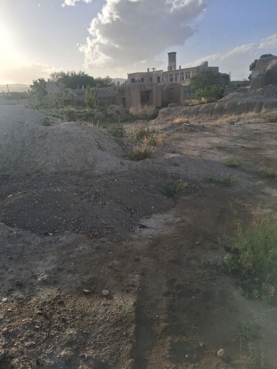 زمین مسکونی فقستان