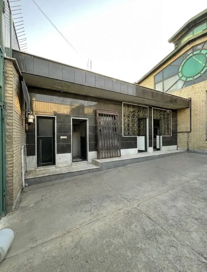 کارگاه و ملک تجاری دوکله