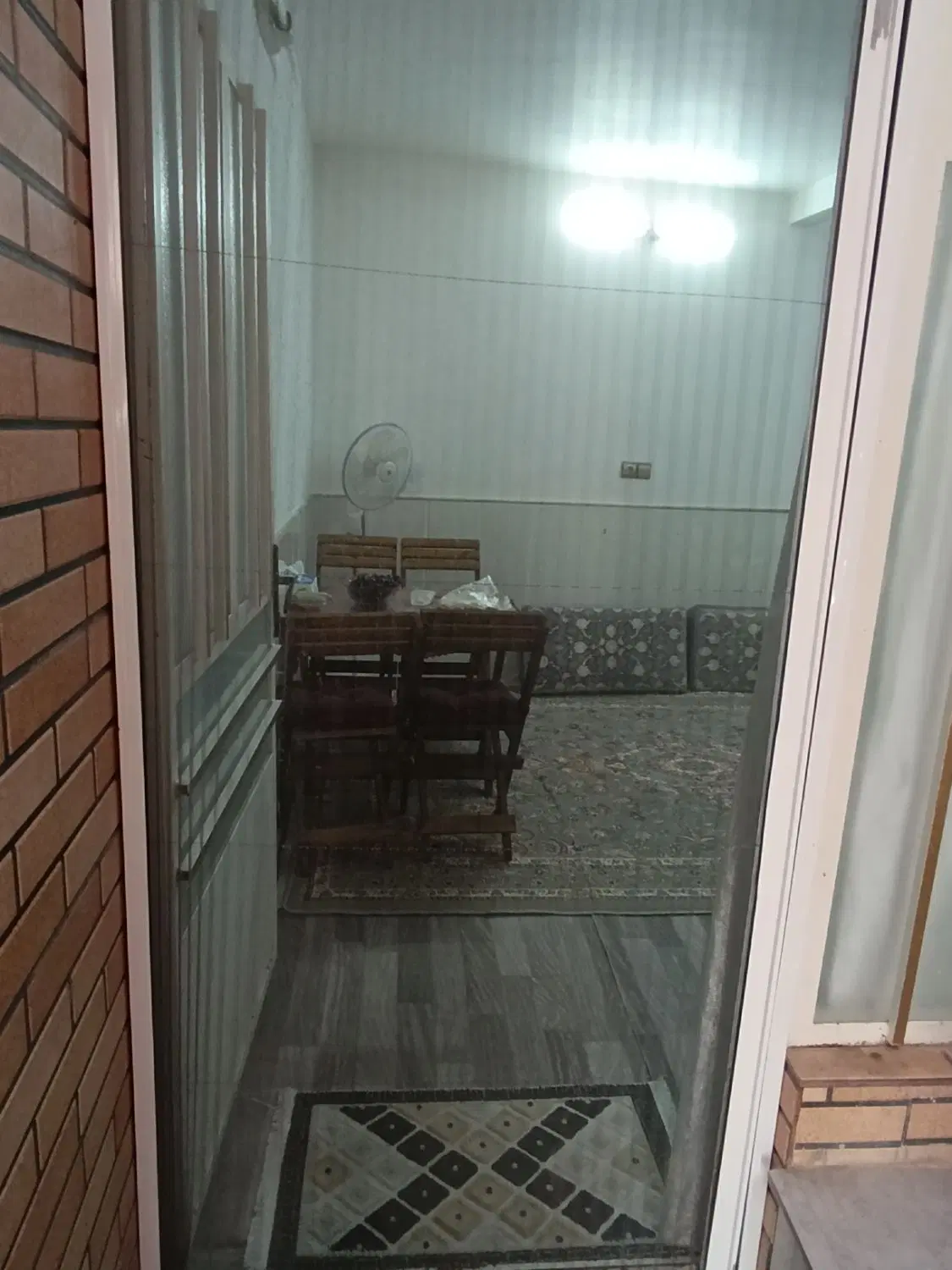 منزل ویلایی دوطبقه پشت قواره داخل کوچه دومتری