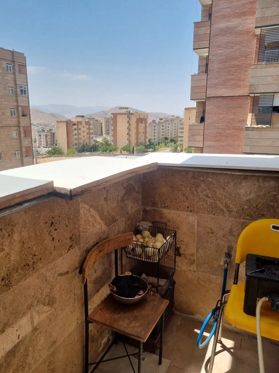 فروش آپارتمان 130 متری صدرا فاز یک