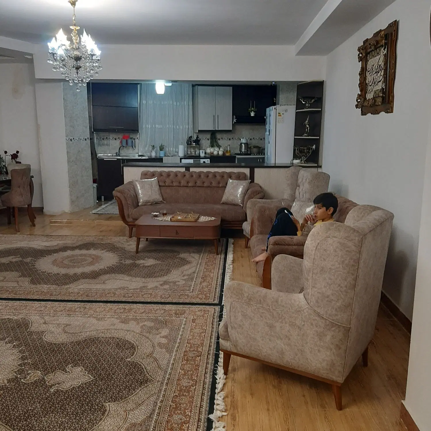 آپارتمان ۱۰۵ متری سندار