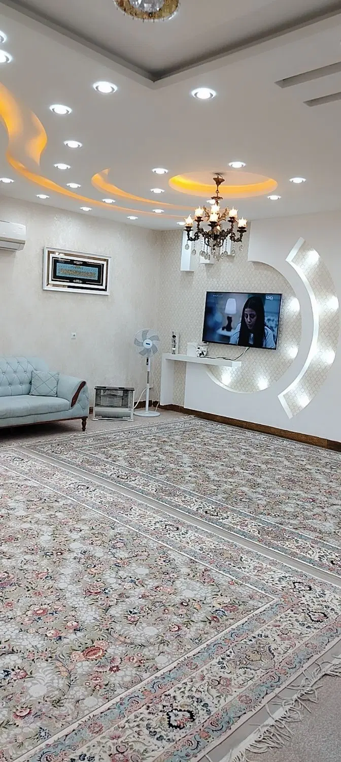 فروش منزل دو طبقه نوساز در کوی ولیعصر دانش دو