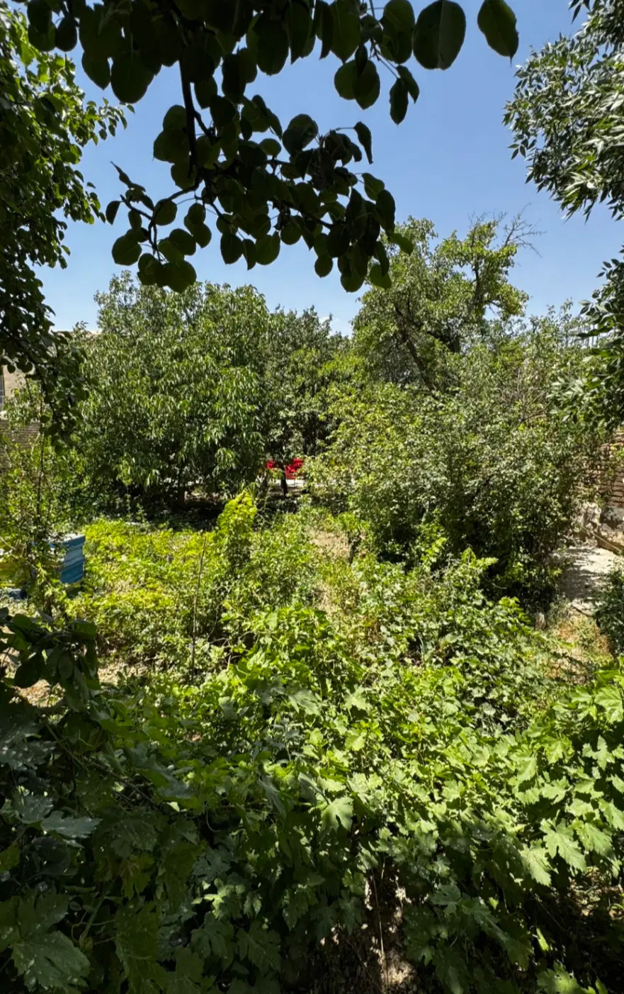 خانه ویلایی ۷۶۰متری سند دار