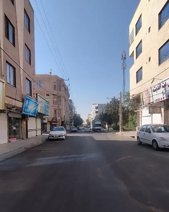 فروش مغازه همکف سقف آزاد ۴۰متر+۱۲متر بالکن