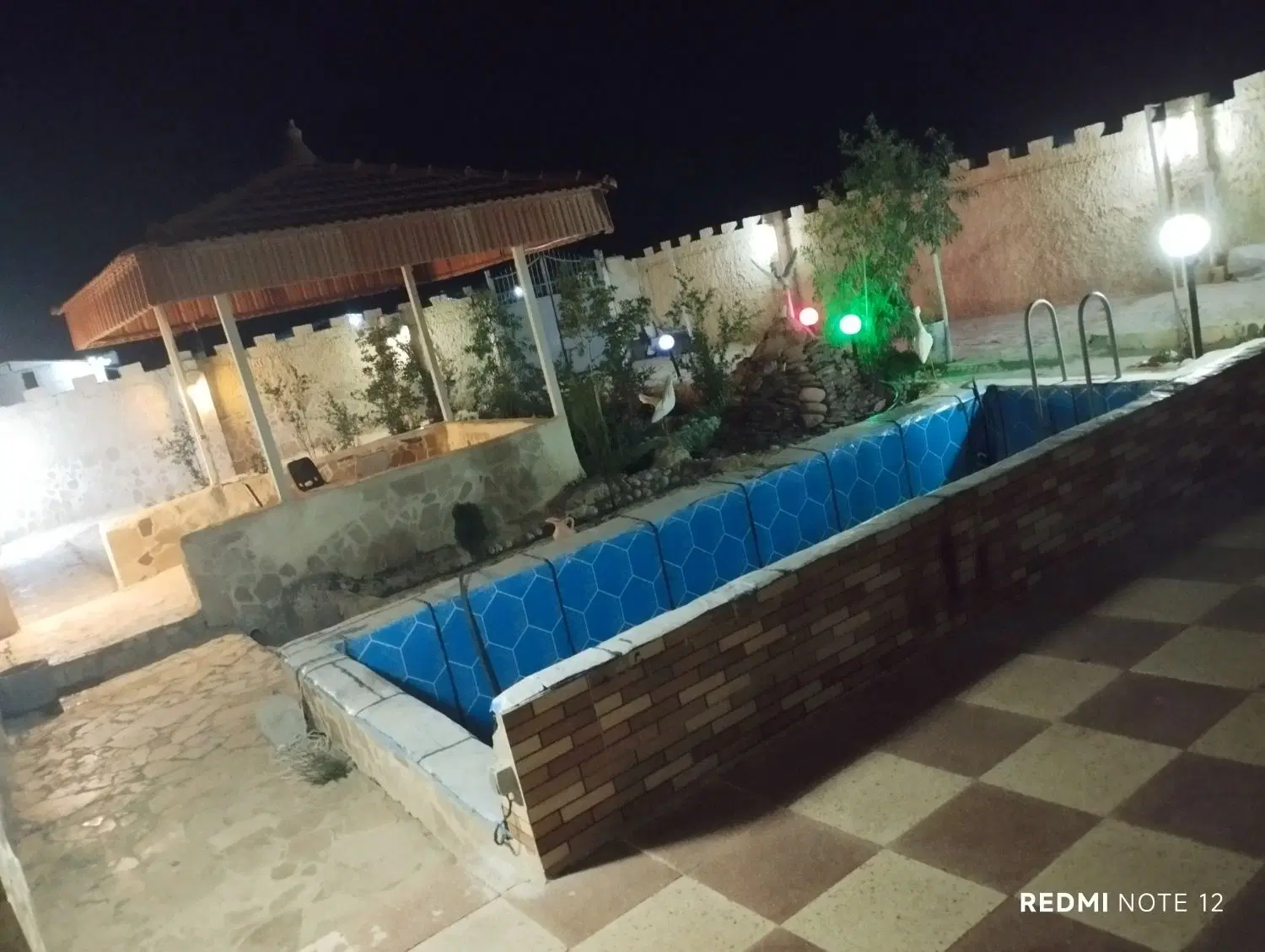 خونه باغ با صفا
