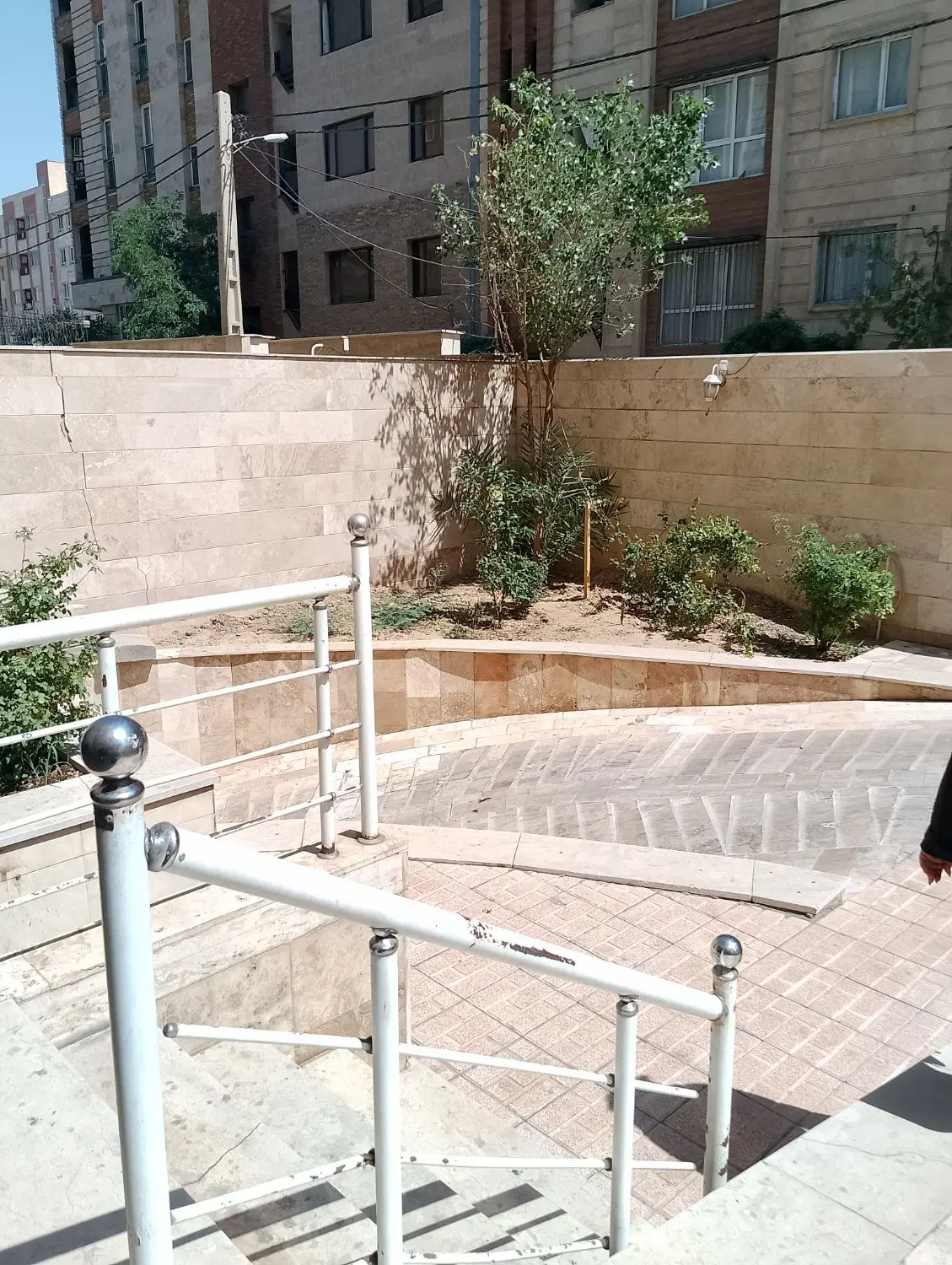 فروش واحد اکازیون ۱۳آبان