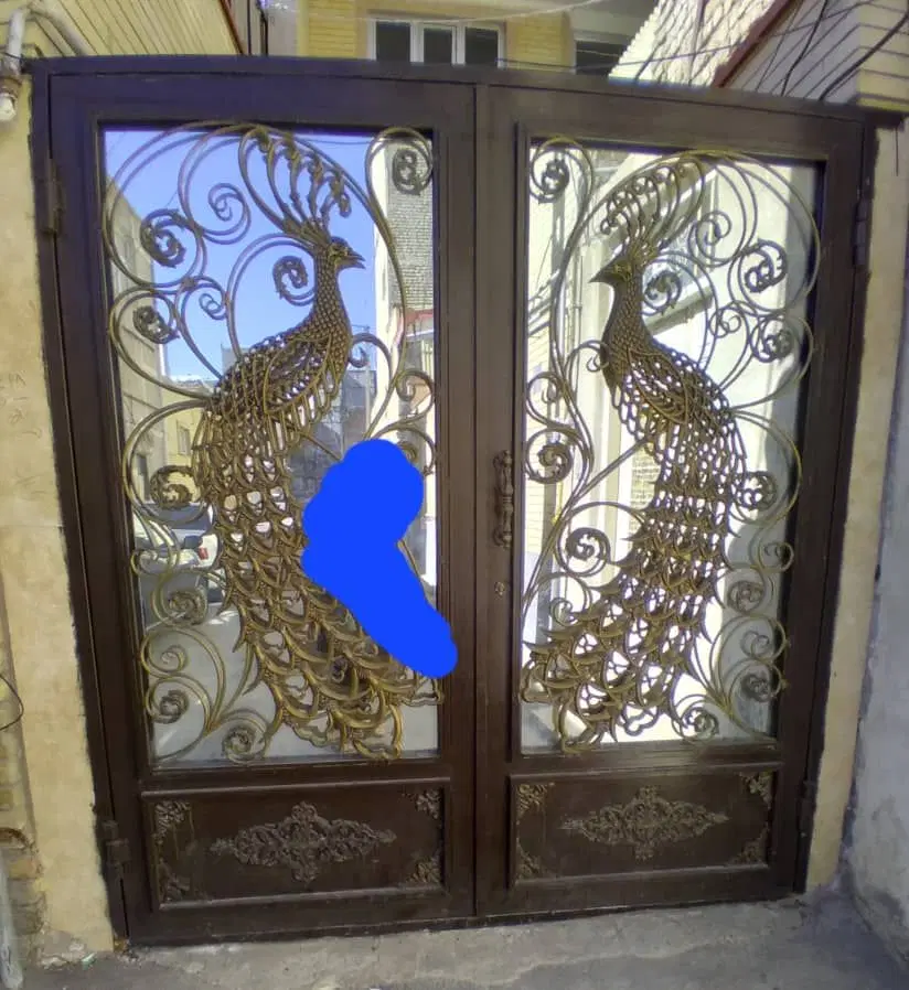 حیاط دربست
