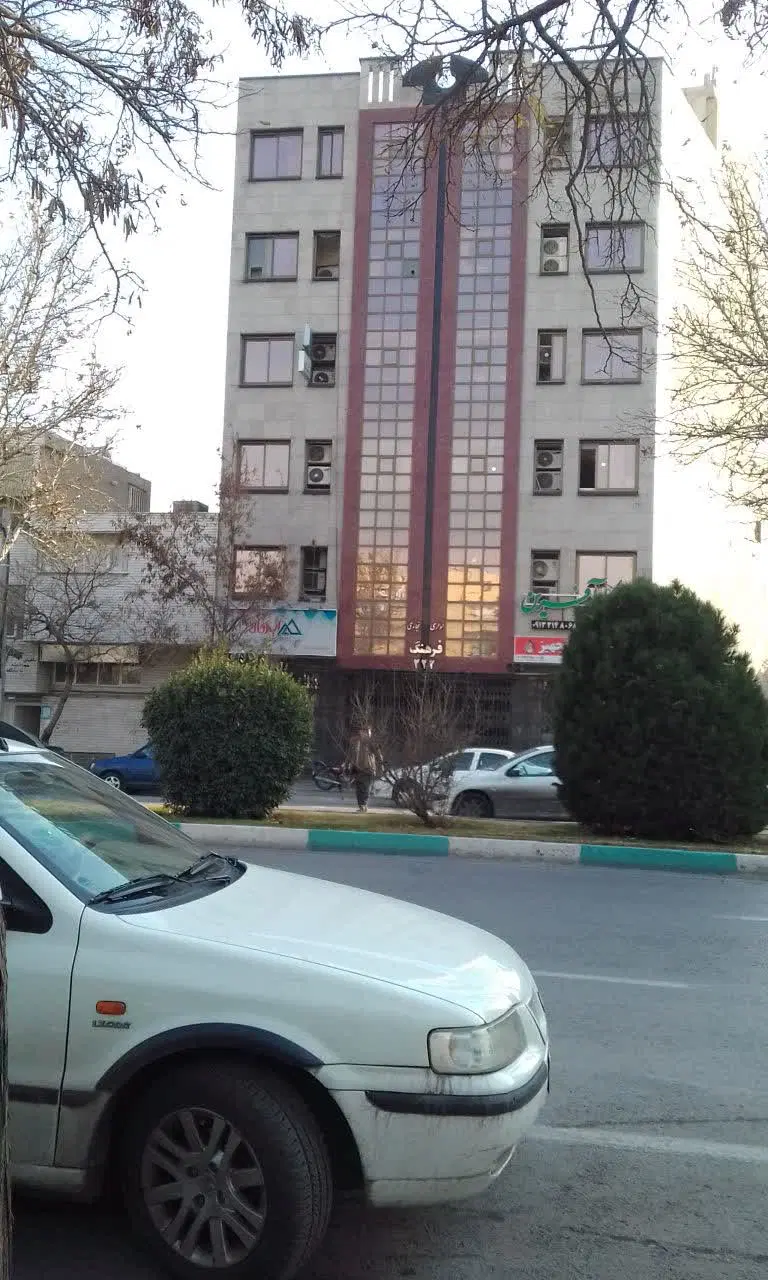 فروش دفتر اداری تجاری بر اصلی هشت بهشت غربی