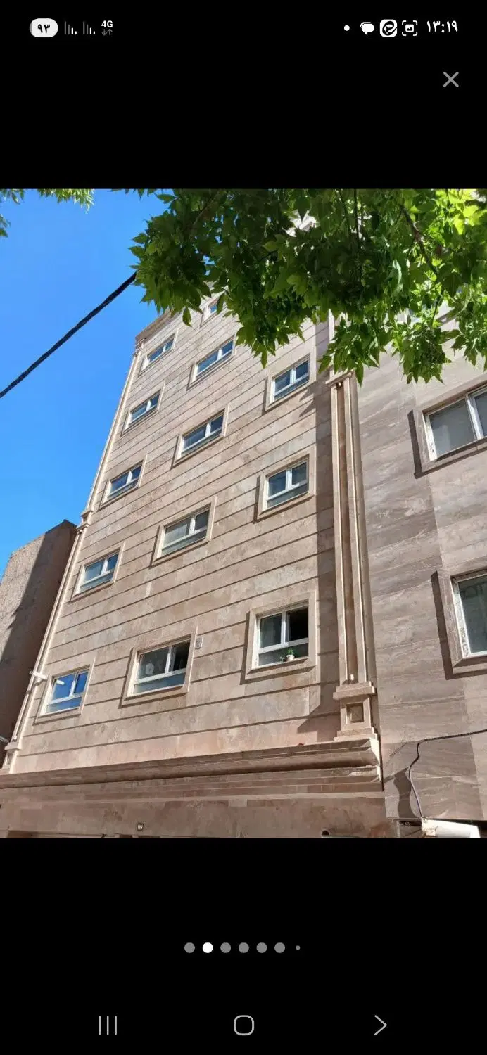 خانه دوطبقه شام قازان میدان انقلاب ۳۰۰متر