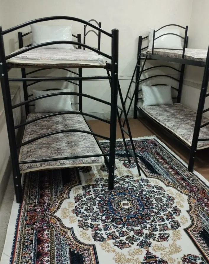 خوابگاه دخترانه فلا‌ورجان