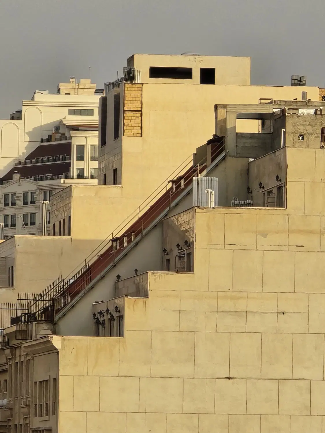 اجاره مغازه خیابان امام منصور آبرسان رضانژاد