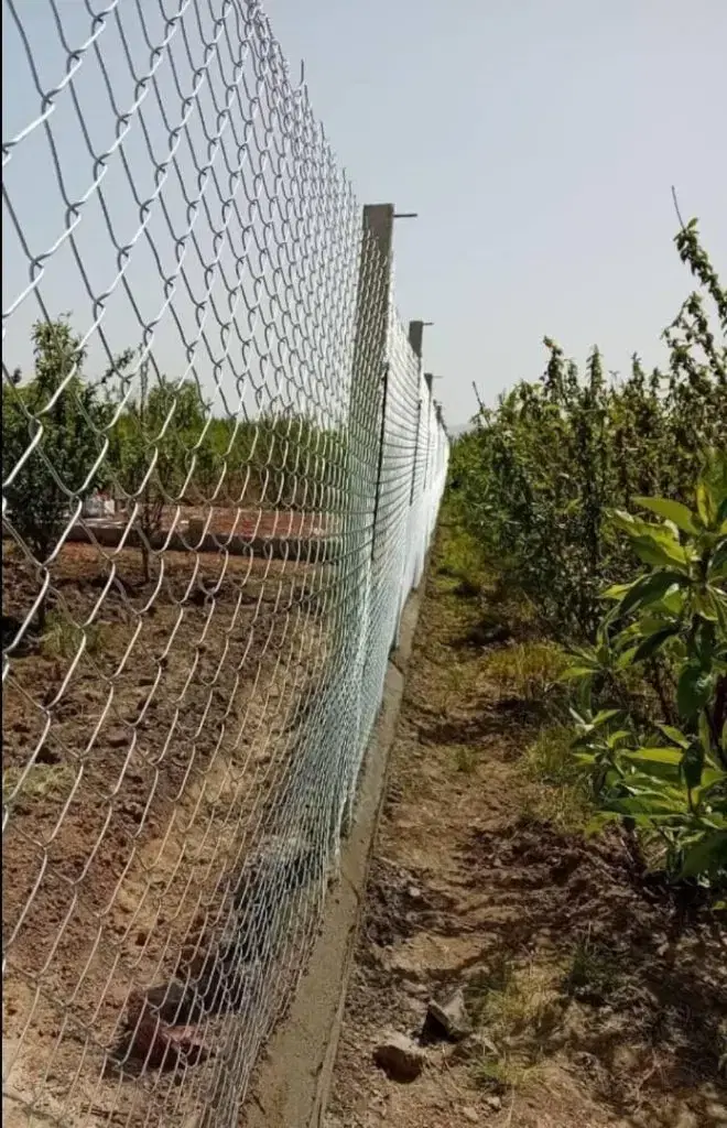 زمین باغی،روستای اصفهانکلاته، فنس کشی،نزدیک چاه آب