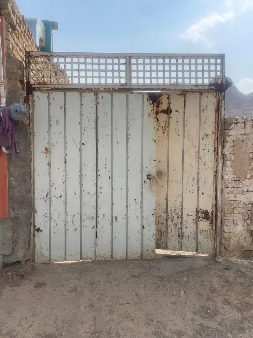 چهار دیواری مدرک دار قدیمی در گورت