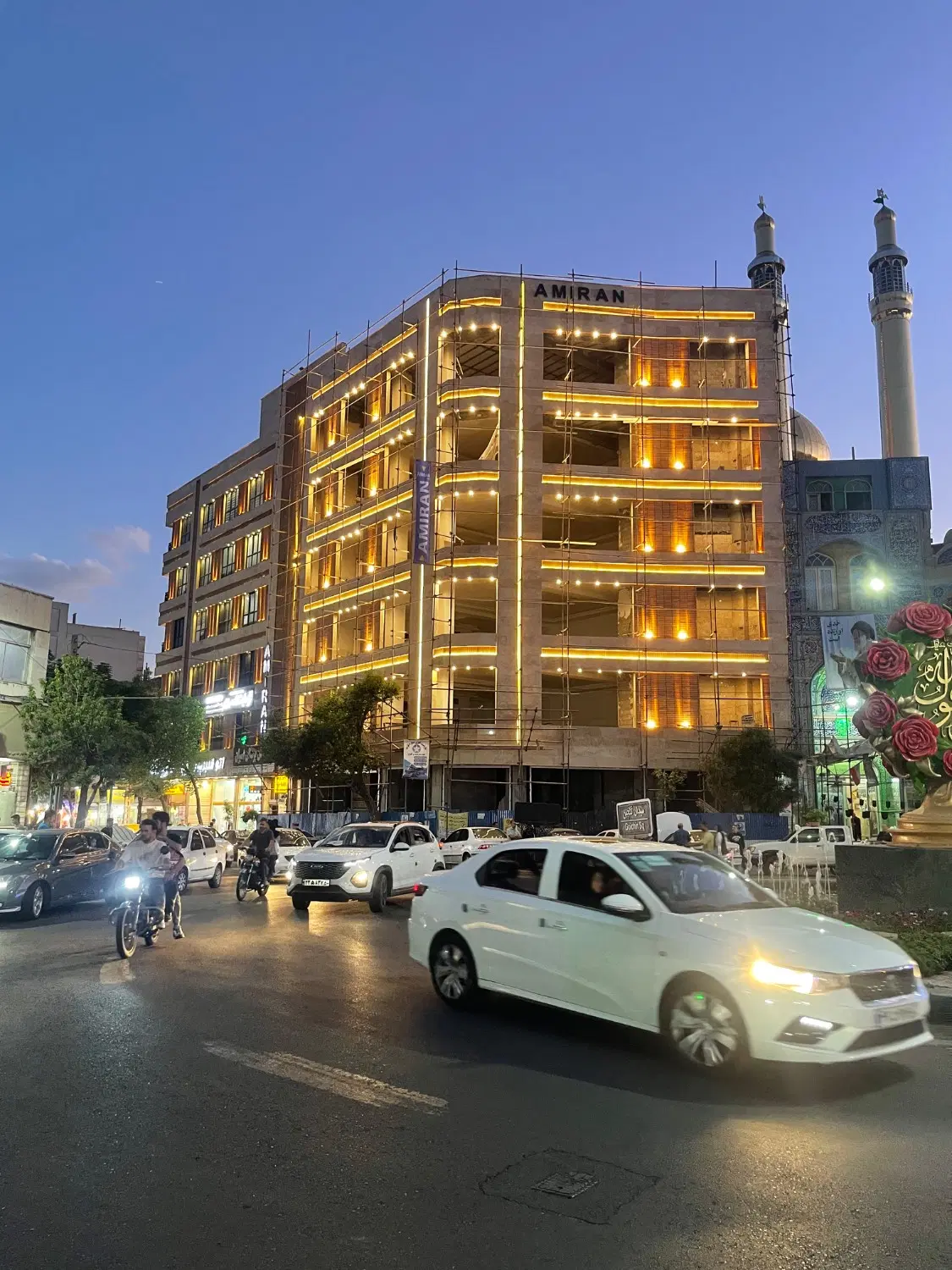 اجاره ۶۱ متر مغازه ، فلاح ، میدان گلچین