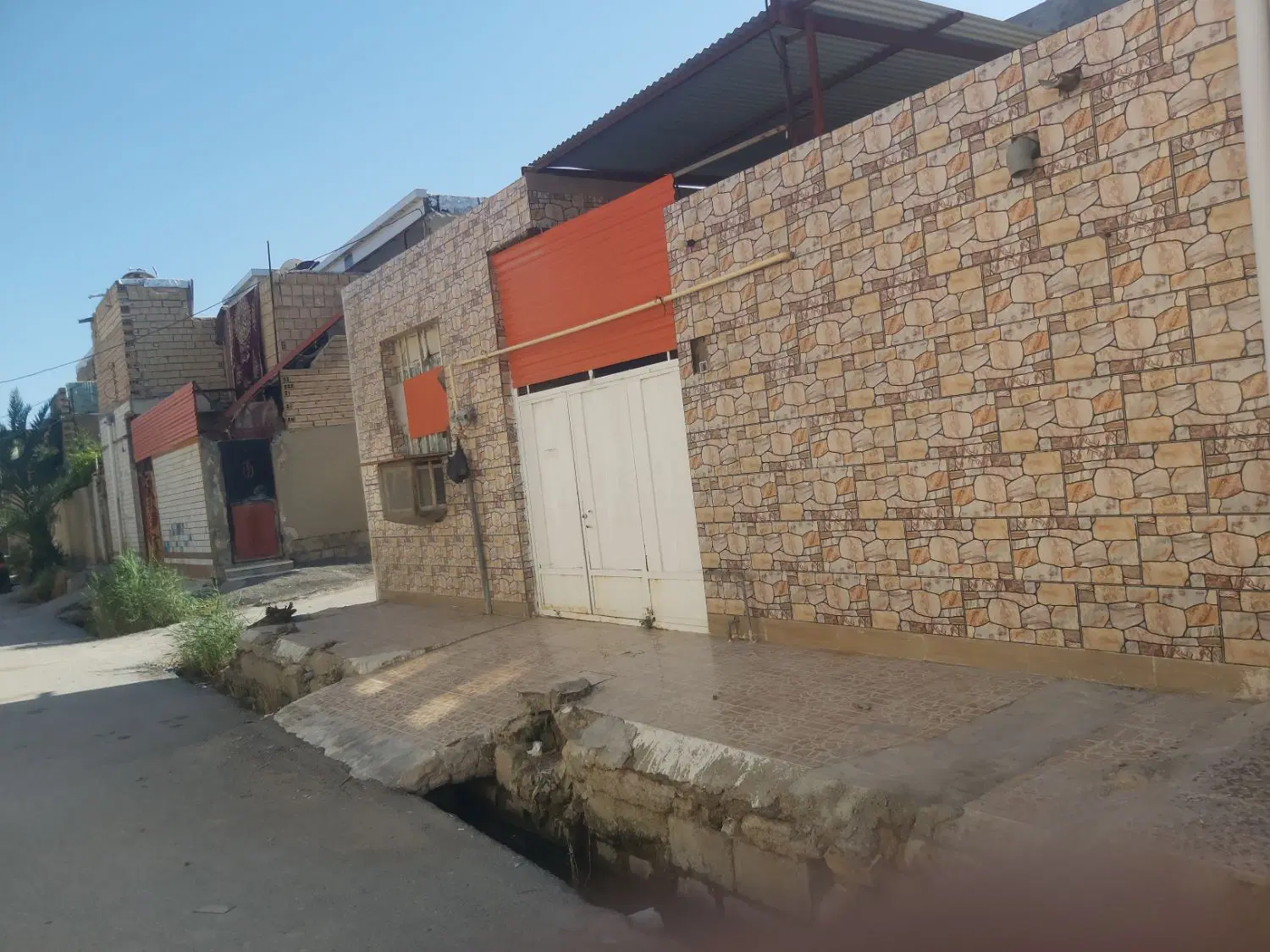 منزل  شهرک طالقانی  خیابان  سربندر  رهن وکرایه