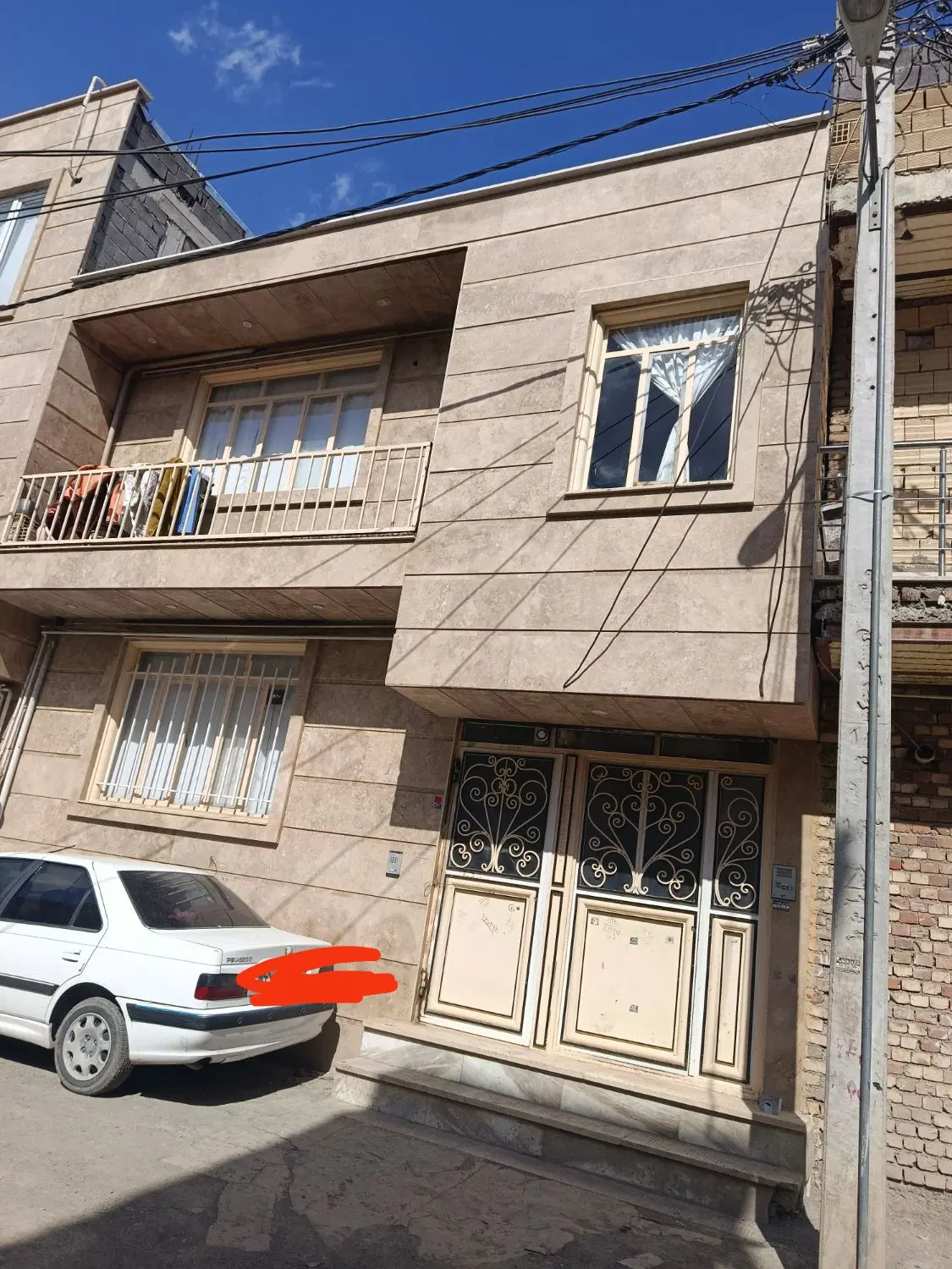 خانه ۱۲۰متری دردوشان
