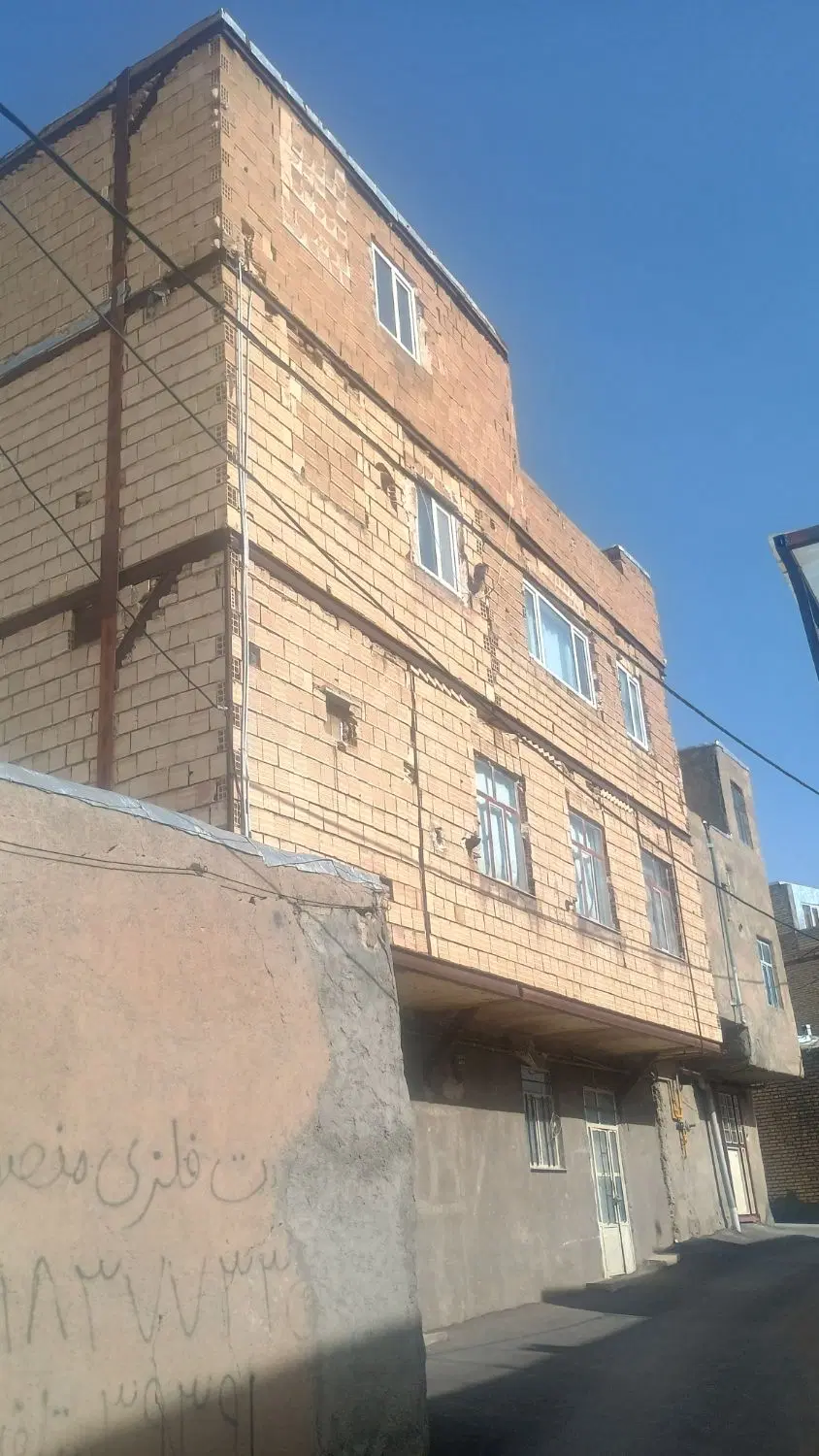فروش خانه ی مناسب دو خانواده کوچه مسجد حضرت علی
