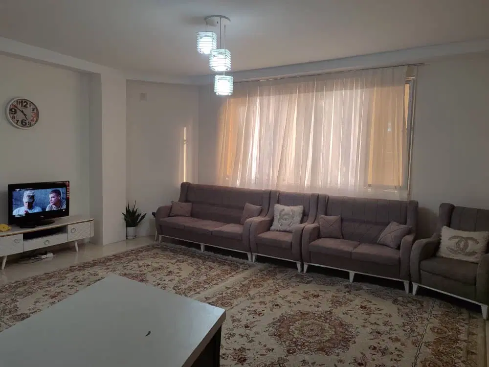 ۶۵ متر _ بازسازی شده _ بر بلوار باغستان