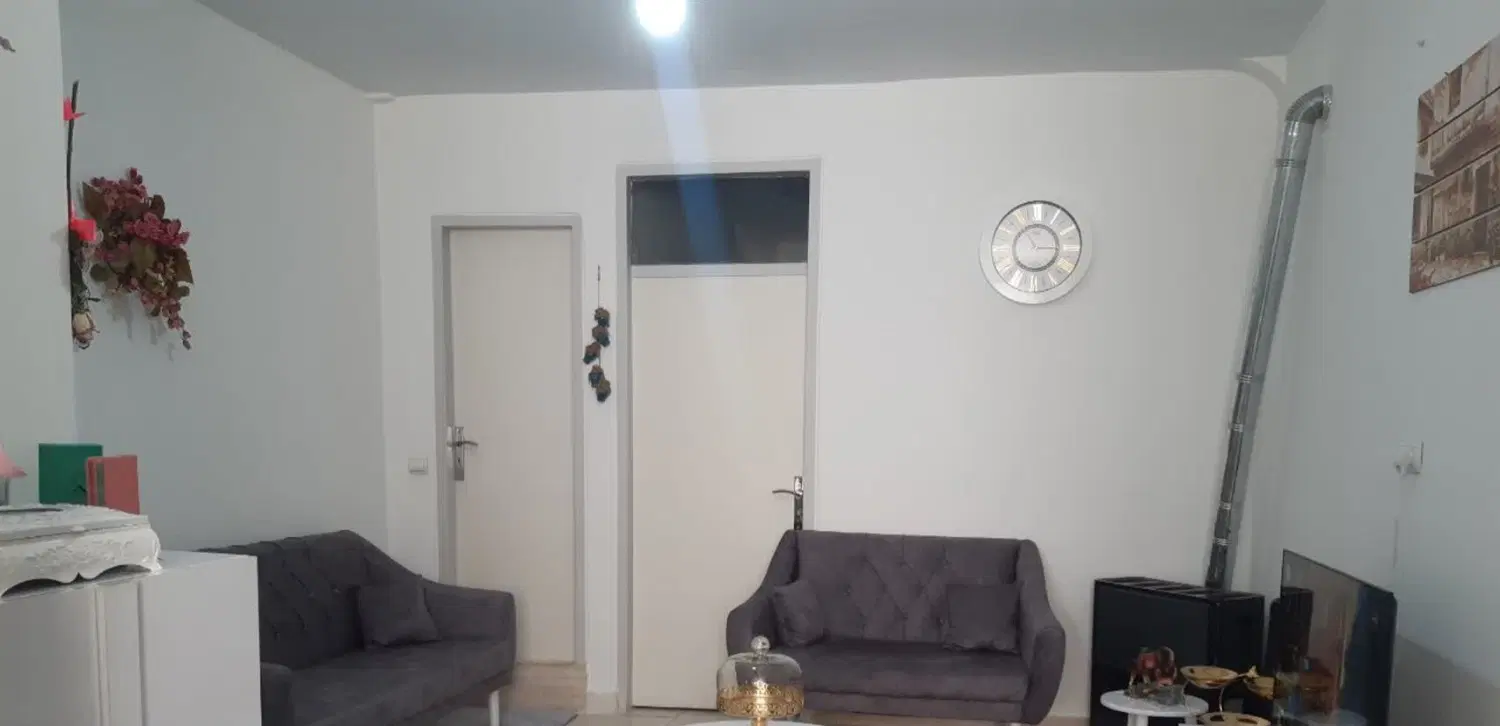 واحد ۶۰ متری بازسازی شده خوش نقش