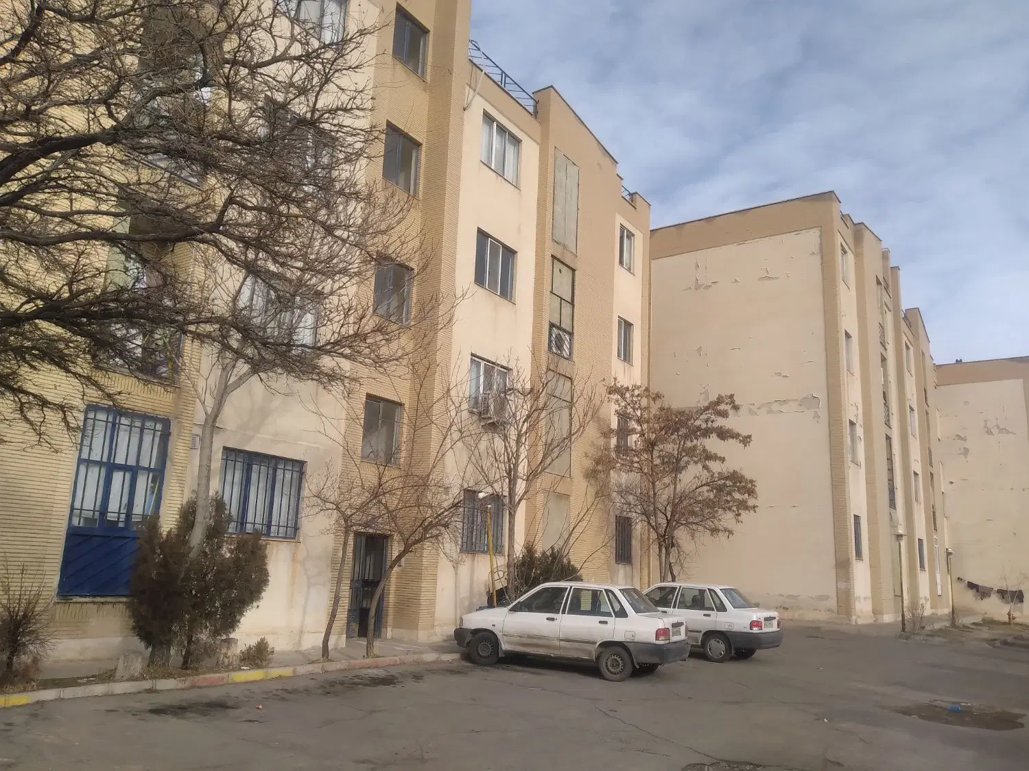 اپارتمان سروستان