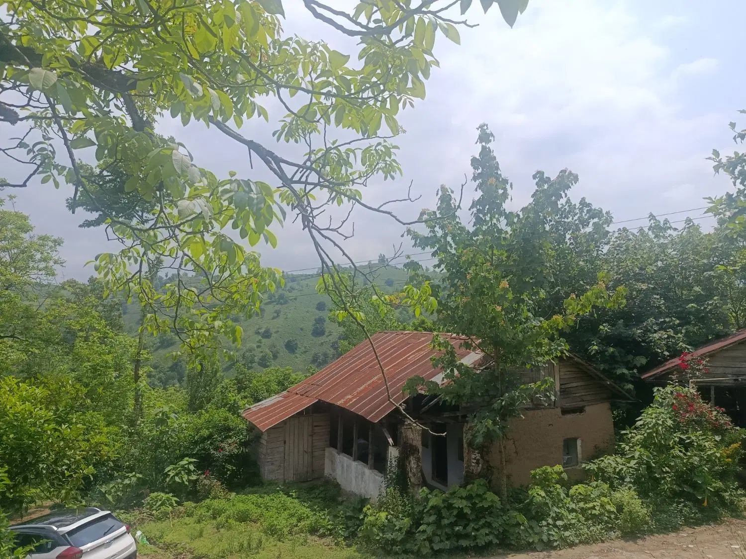 ویلا  قدیمی کوهستانی 130متر