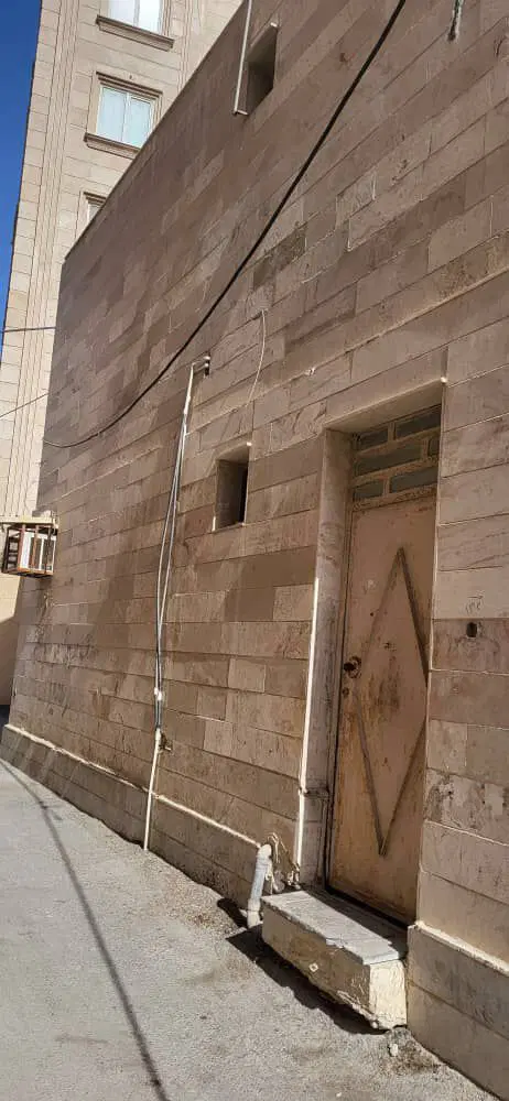 فروش ۲ طبقه خیابان شهید کازرونی