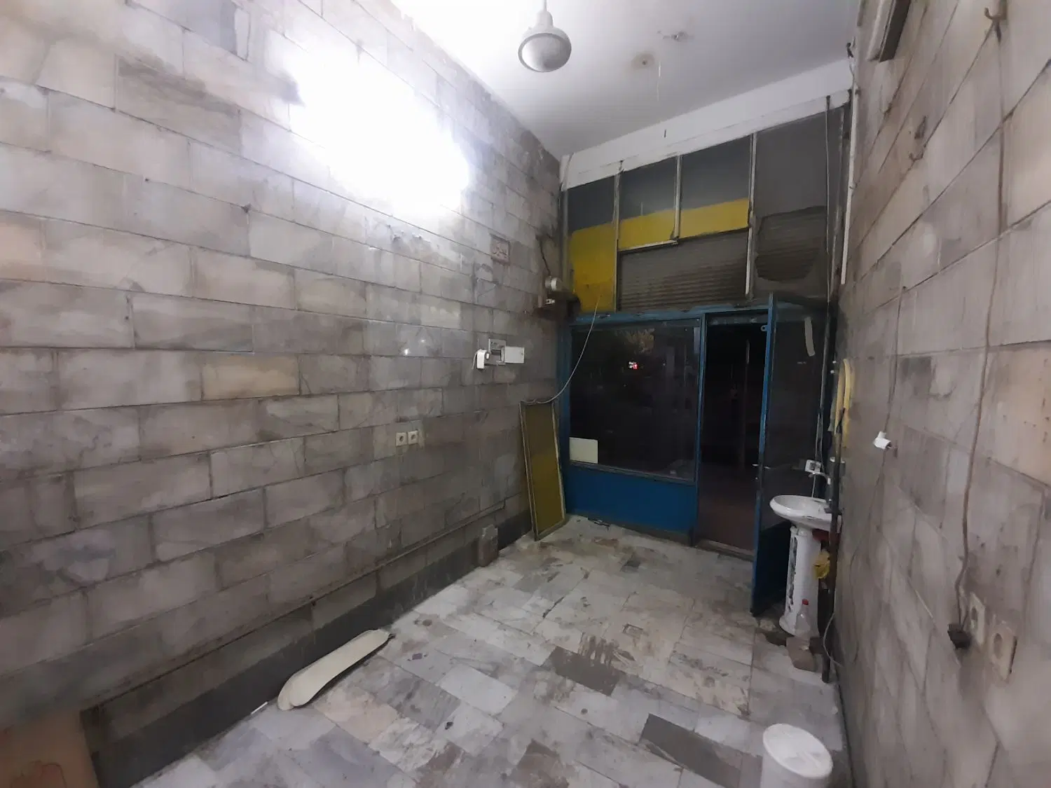 اجاره مغازه در میدان ایت الله سعیدی