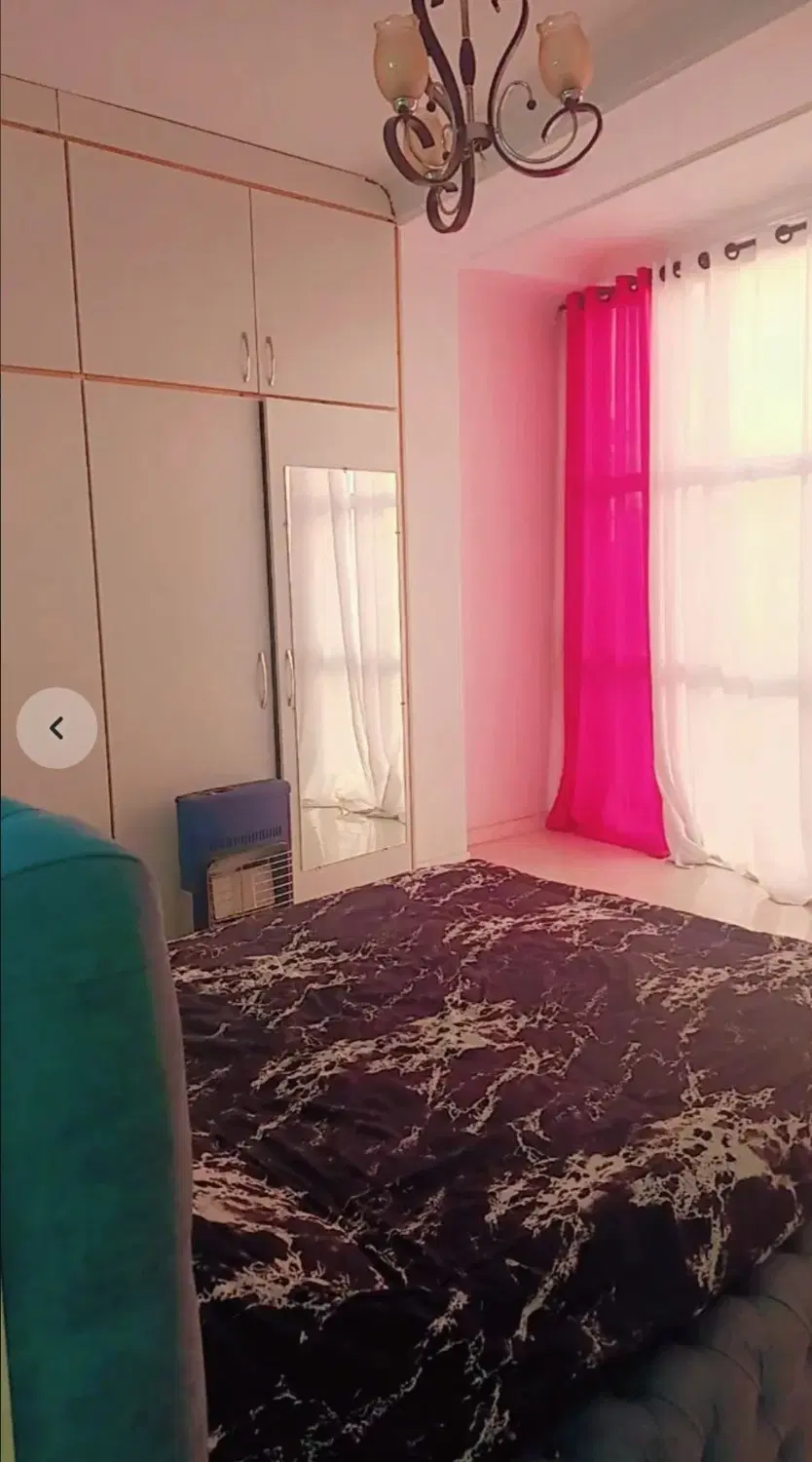 همخانه