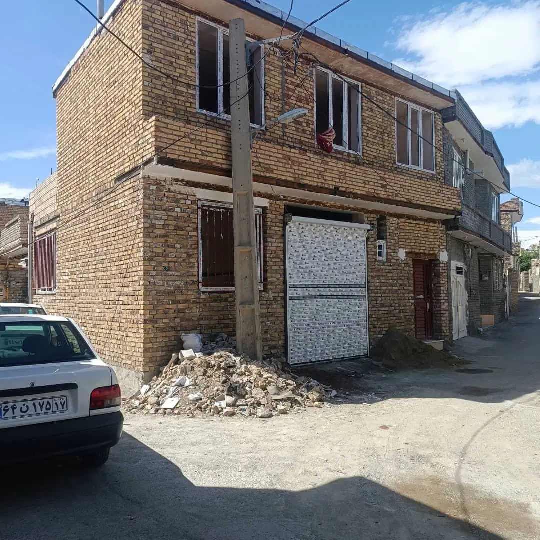 ساختمان ۱۰۰ متر زمین ۱۵۰ زیربنا دو خوابه