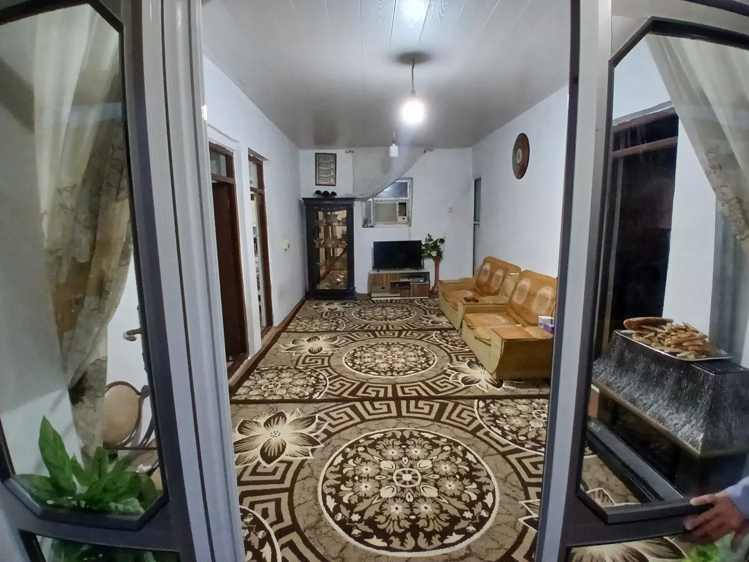 خانه ی ویلایی ۲۵۰ متری غلام محله ی غربی