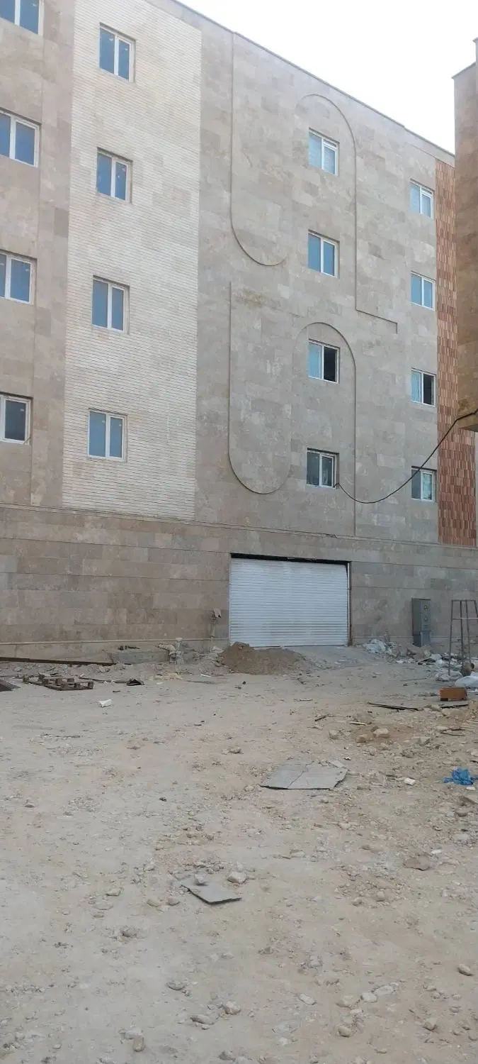 فروش آپارتمان ۱۴۰ متری ۳ خواب
