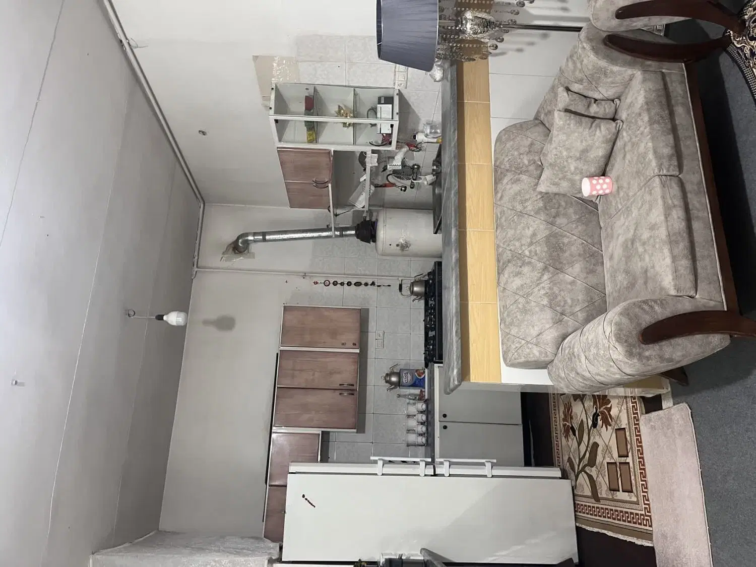 زیر زمین اجاره ای ۸۰ متر تمیز
