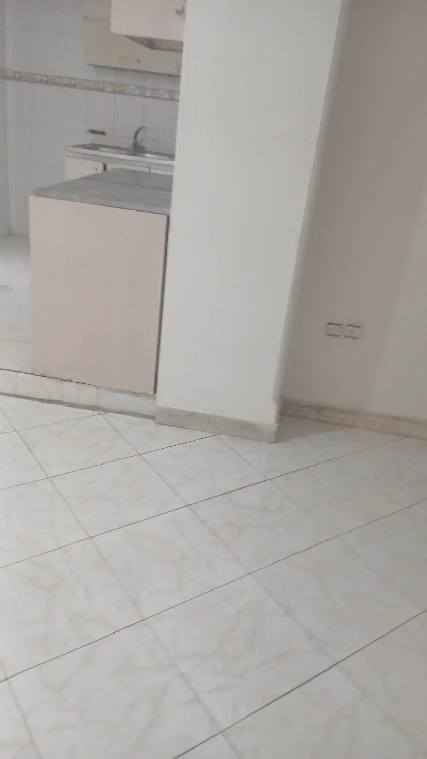 ۴۵ متر طبقه دوم با اسانسور