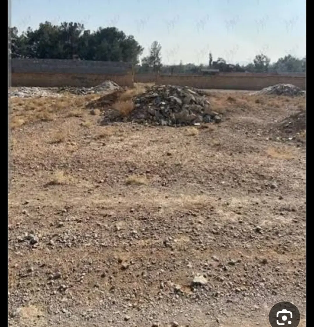 یه عدد زمین باغی چهار اطراف خونه