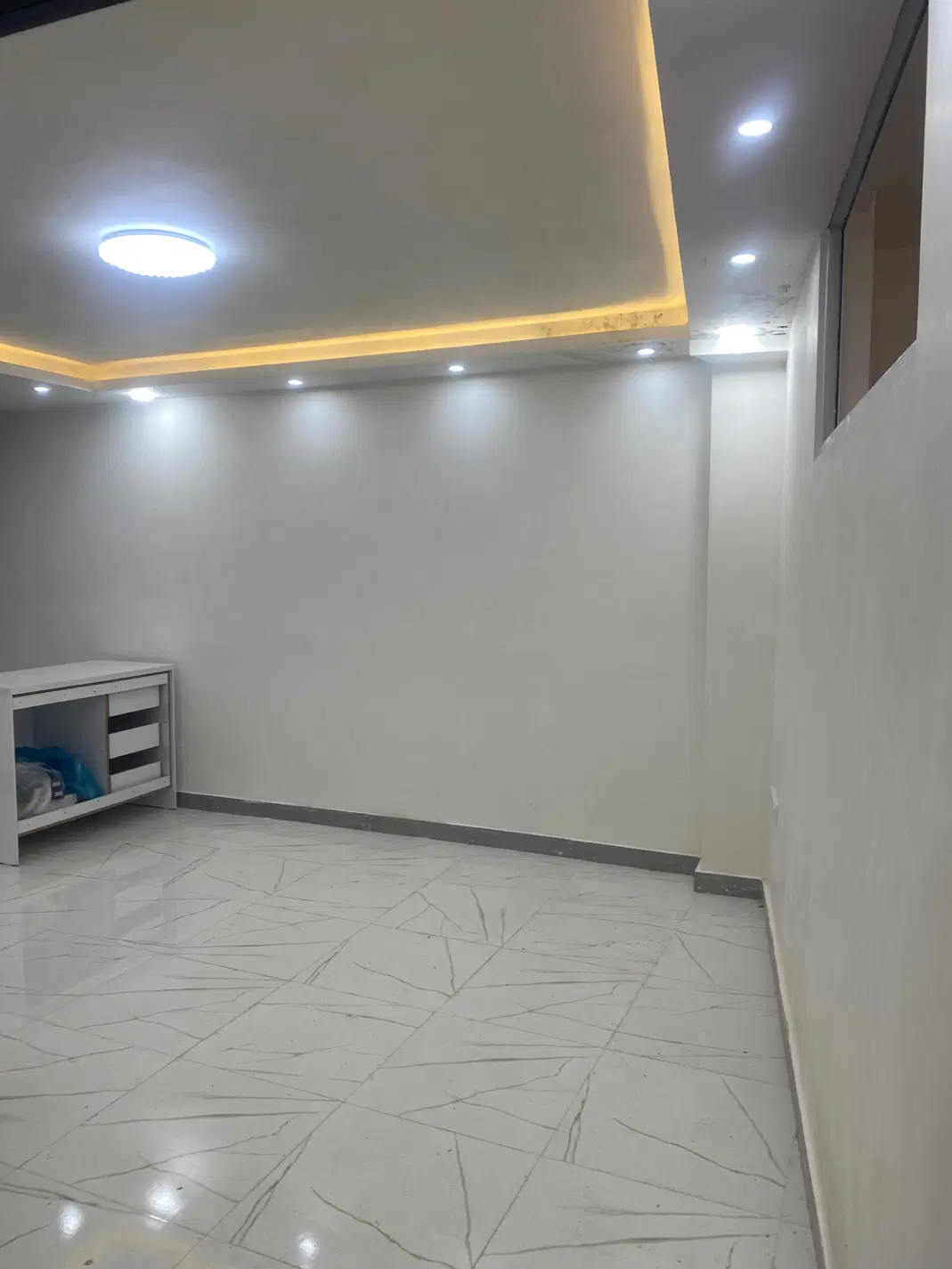 همکف_استقامت۲_خ حکیمزاده