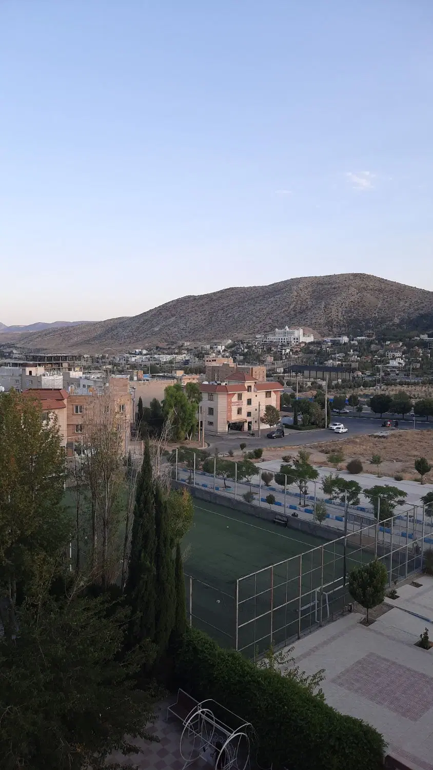 واحد ۳خوابه تک بلوک سندتک برگ