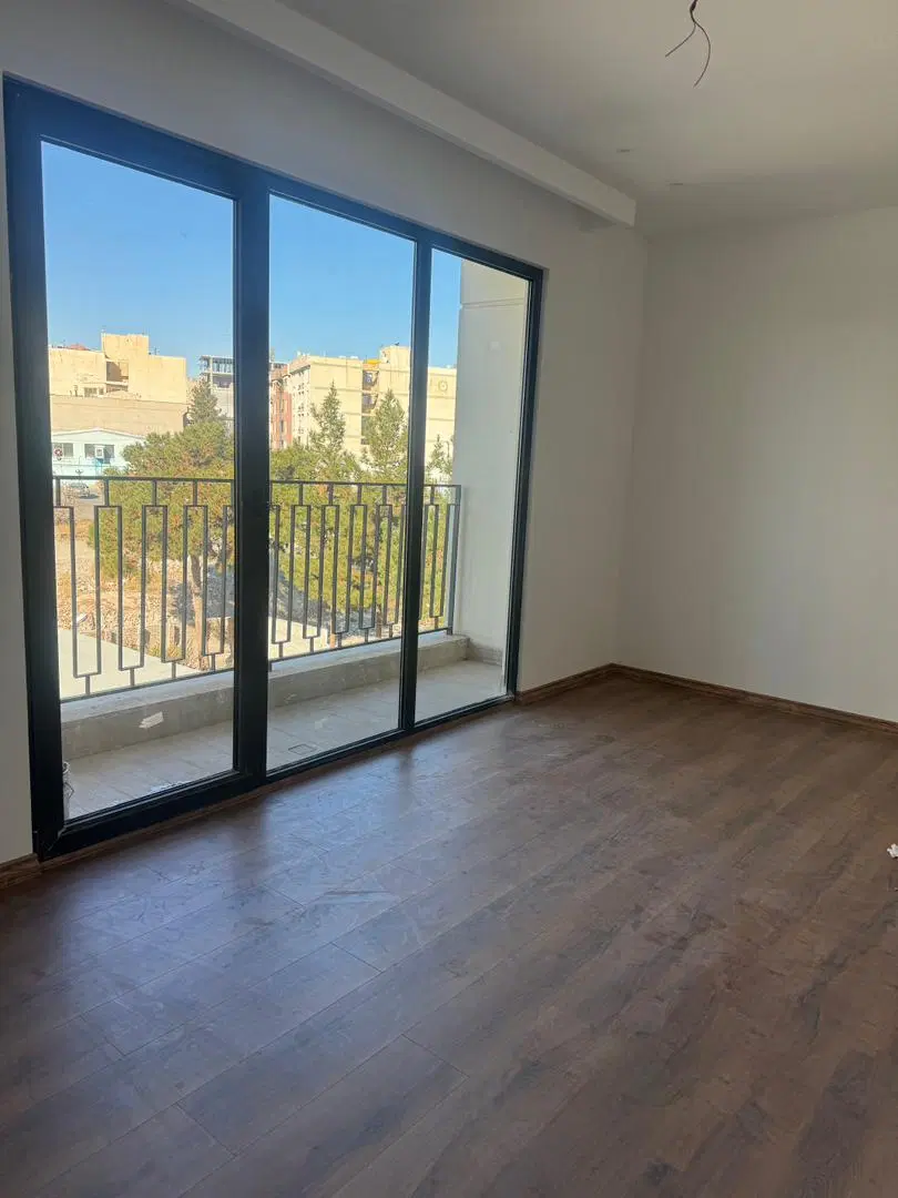 باغ آپارتمان ۲۱۰ متری شهرک بنفشه