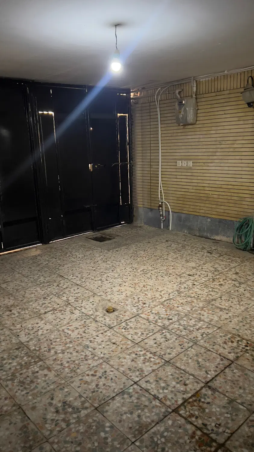 فروش خانه ویلایی در بهارستان ملکشهر
