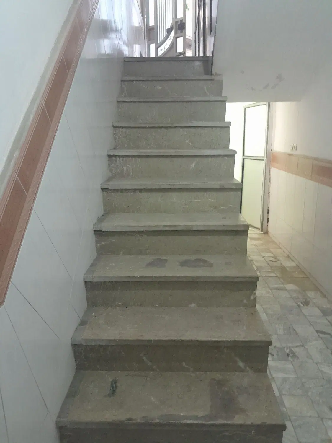 اجاره رهن زیرزمین دونبش ۶۳متربدون اطاق