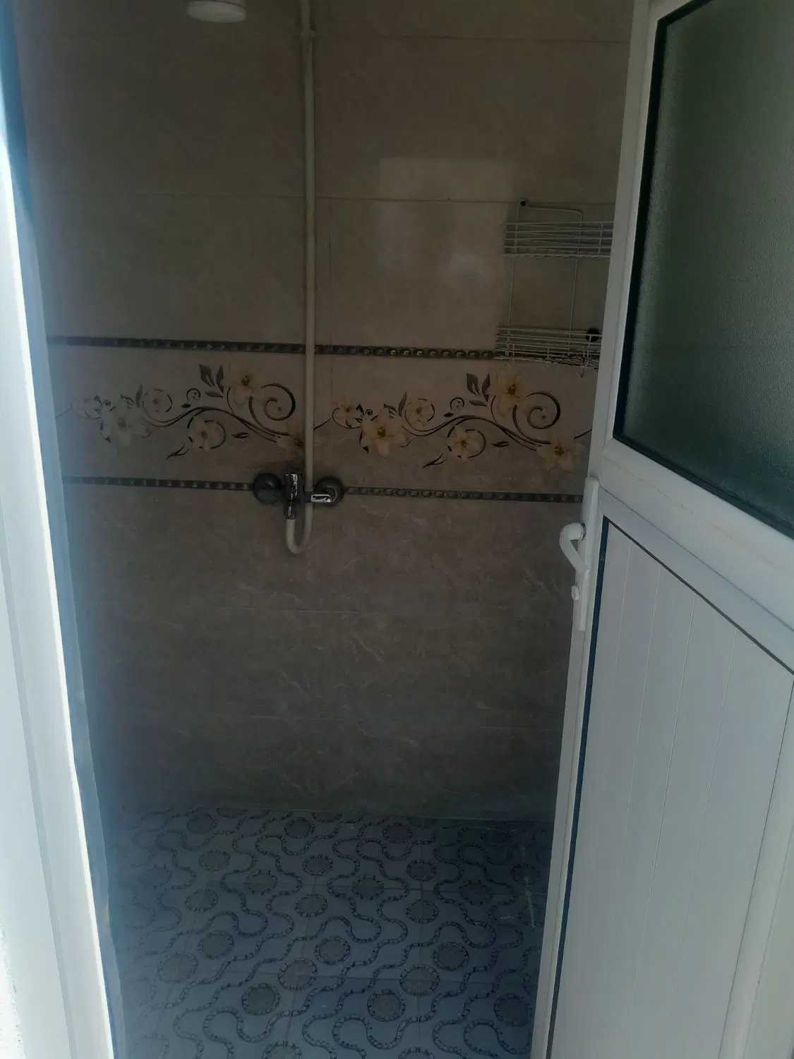 خانه ۶۰متر تک خوابه در خیابان امیر احمدی