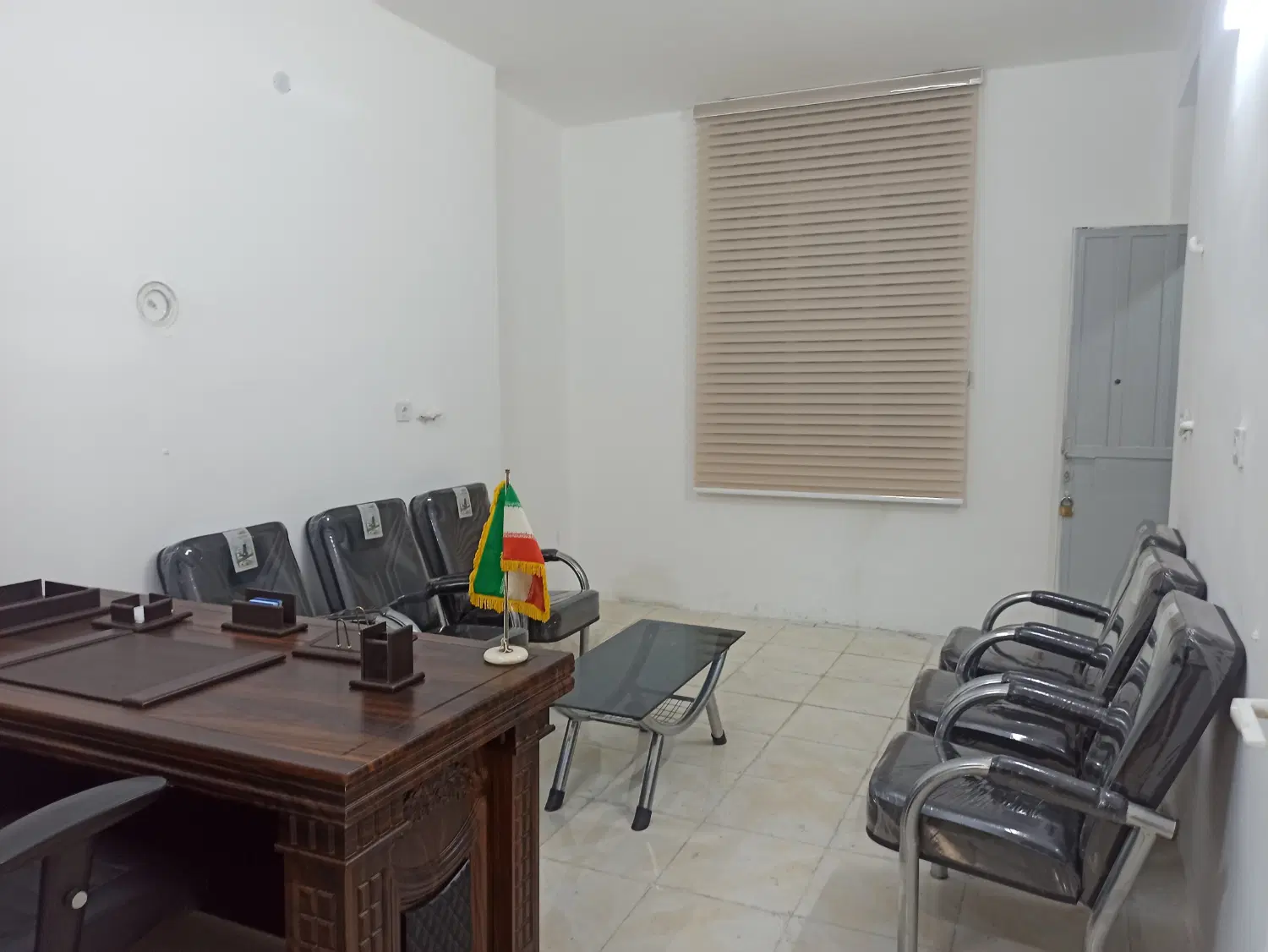 اجاره اتاق مجهز در دفتر وکالت